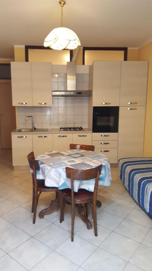 Apartamento Torres Rojas Ivrea Exterior foto